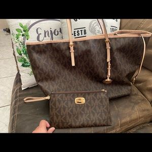 Michael Kors Tote and Wristlet